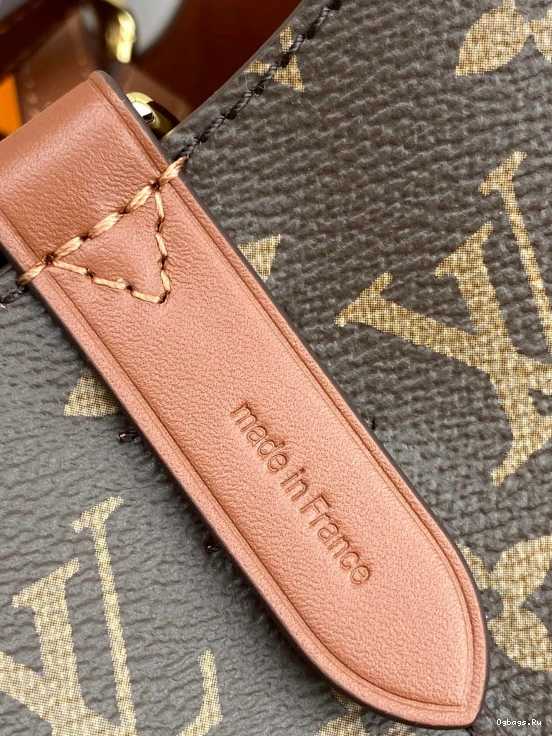 NÉONOÉ LOUIS VUITTON 0506